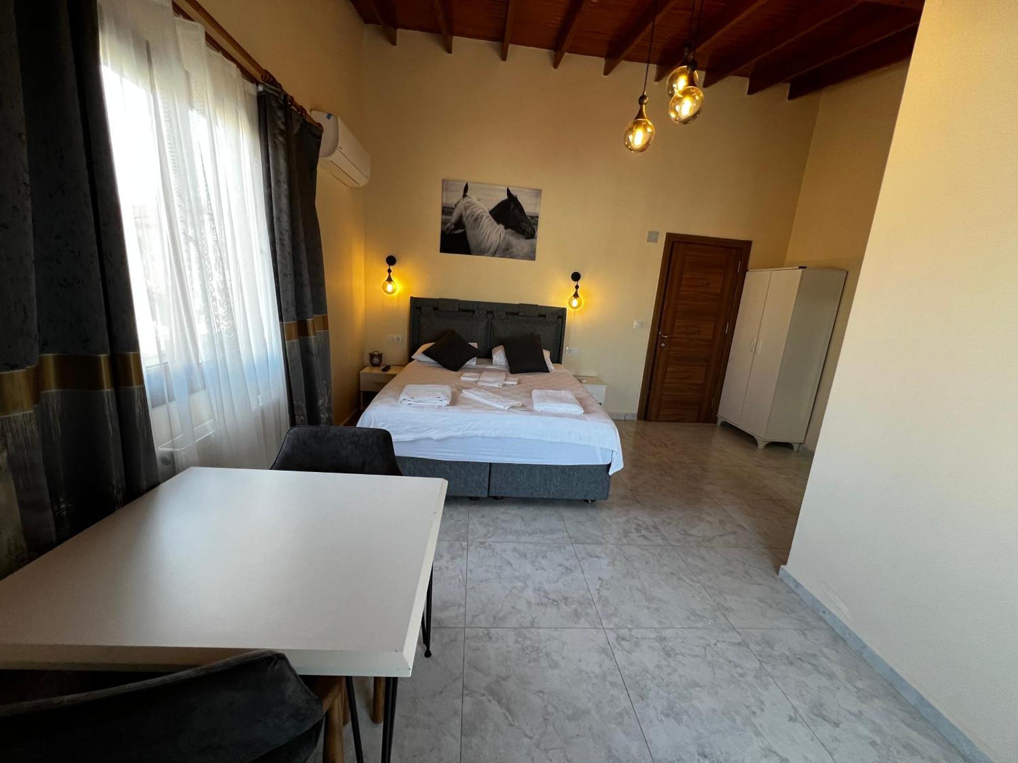 Ada Konak Otel Urla Extérieur photo