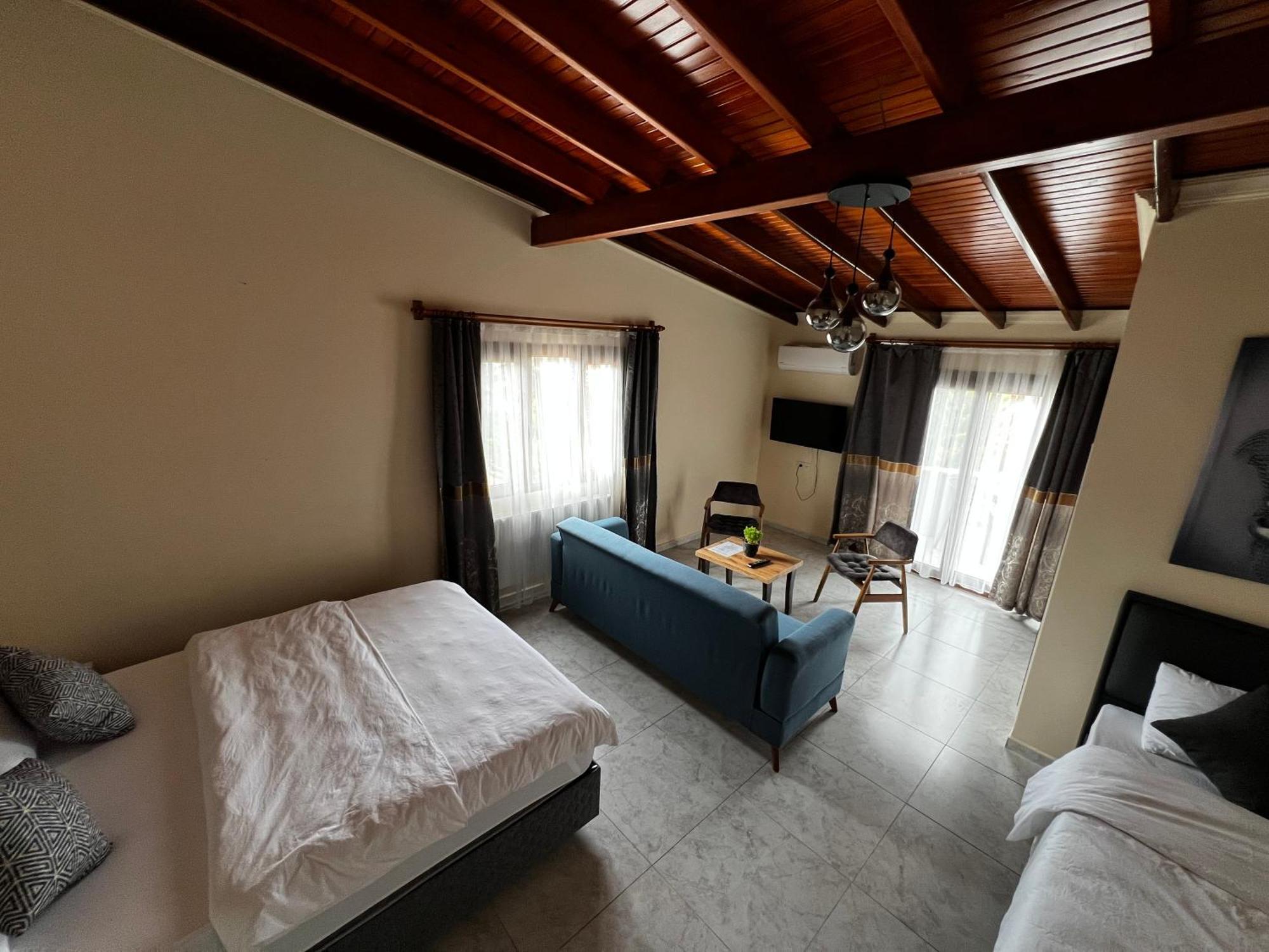 Ada Konak Otel Urla Extérieur photo