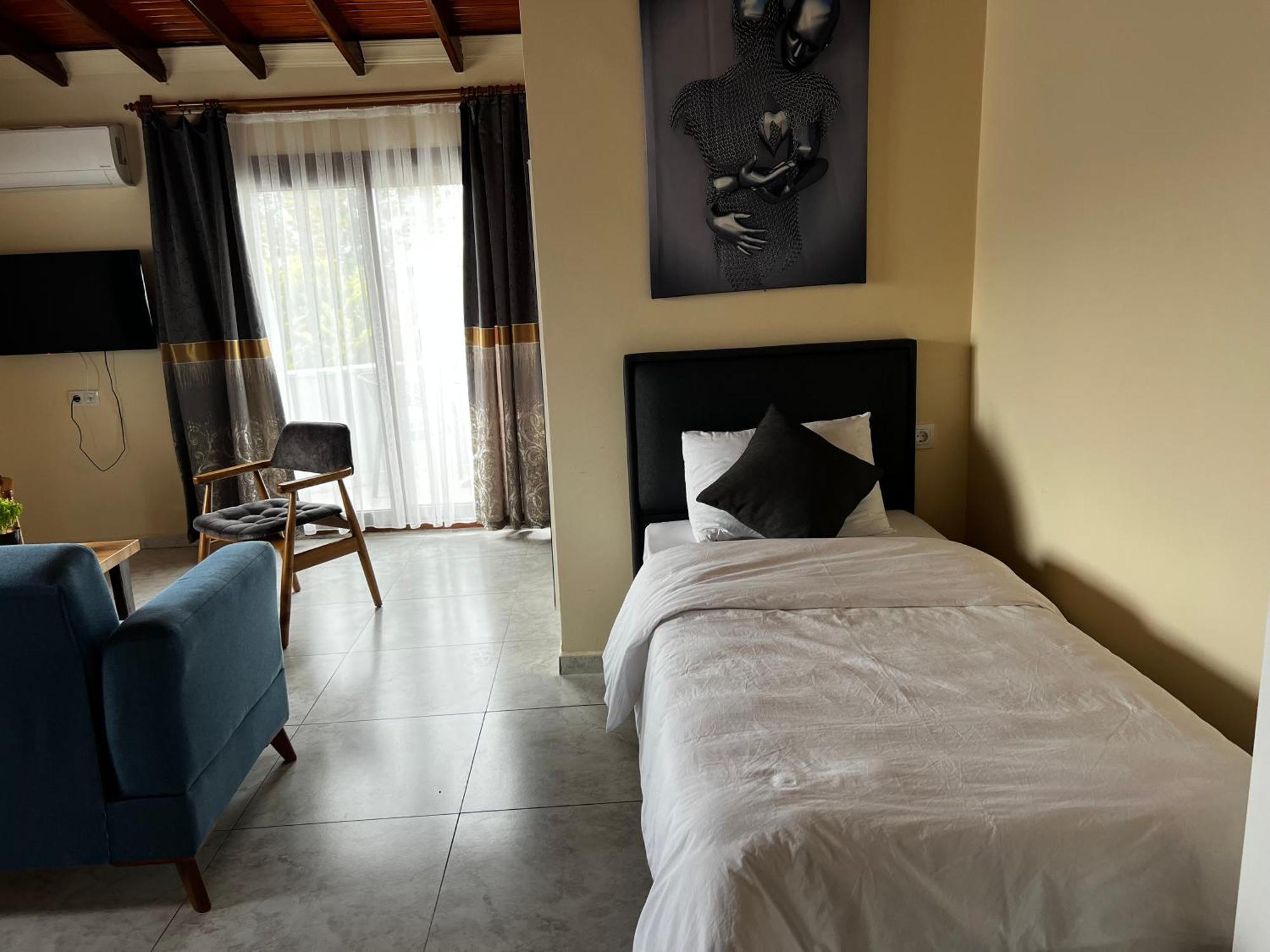Ada Konak Otel Urla Extérieur photo